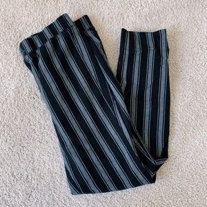 Black striped fitting cloth pants